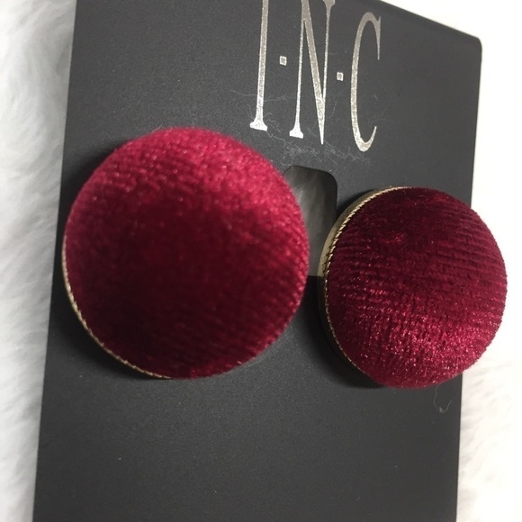 INC Gold-Tone Velvet Button Stud Earring Burgundy - Picture 8 of 16